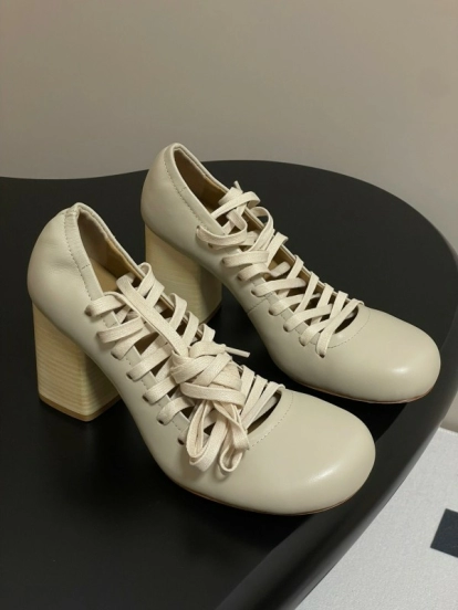 2025 Women Lemaire Ivory Leather Round Toe Block Heel Lace Up KFY00310