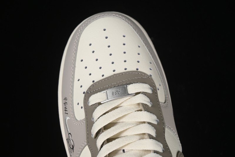Nike Air Force 1'07 Low Smiling Bear Casual Sneakers - DB3301-881