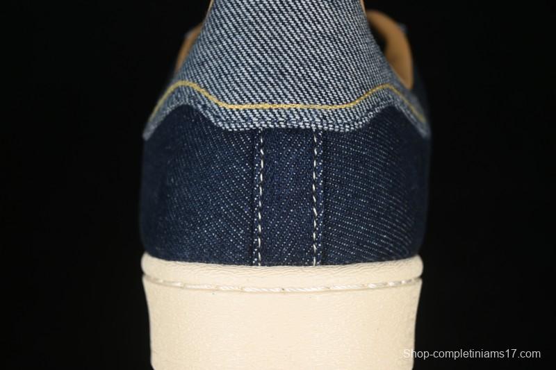 Adidas Superstar 82 Casual Sneakers with Shell Toe Design - JH5577