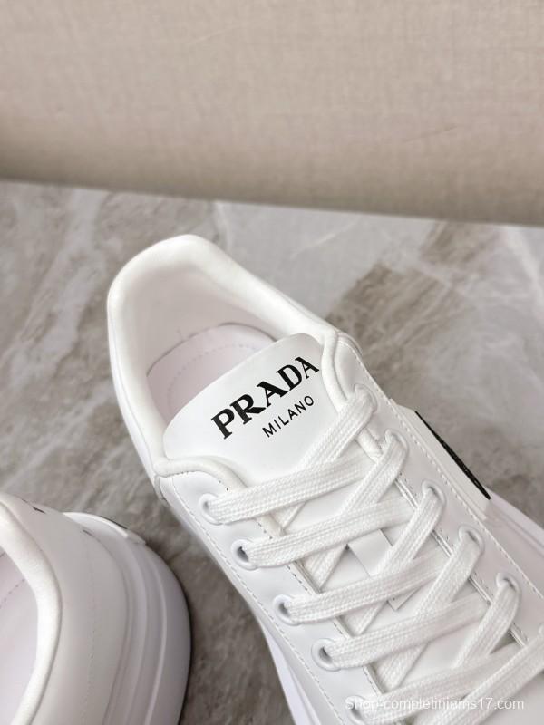 2025 Unisex Prada White Calf Leather Sneakers Retro Thick Sole KFY00290
