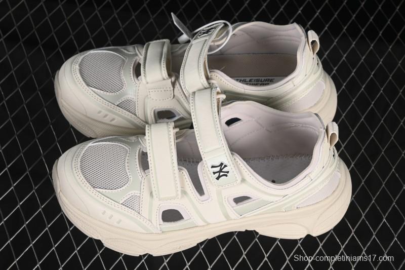 New York Yankees MLB Ace Runner Mask Jane Summer Casual Sandals - 3ASDACE5350CRS