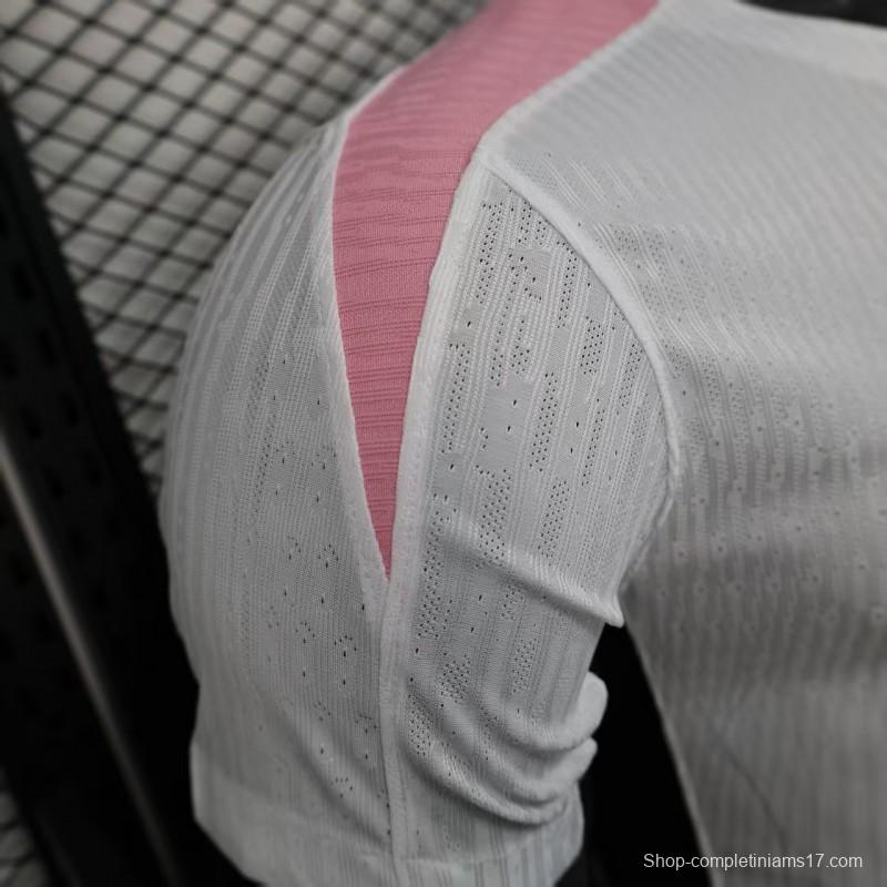 Player Version 25/26 Paris Saint-Germain White with Pink Trim Jersey
