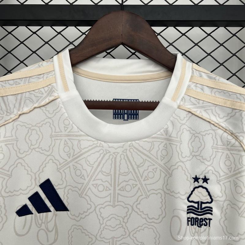 25/26 Nottingham Forest Away Jersey