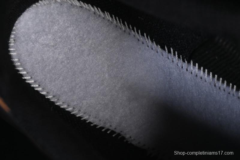 Nike Air Max Plus Retro Running Shoes with Air Cushion - FN6949-400