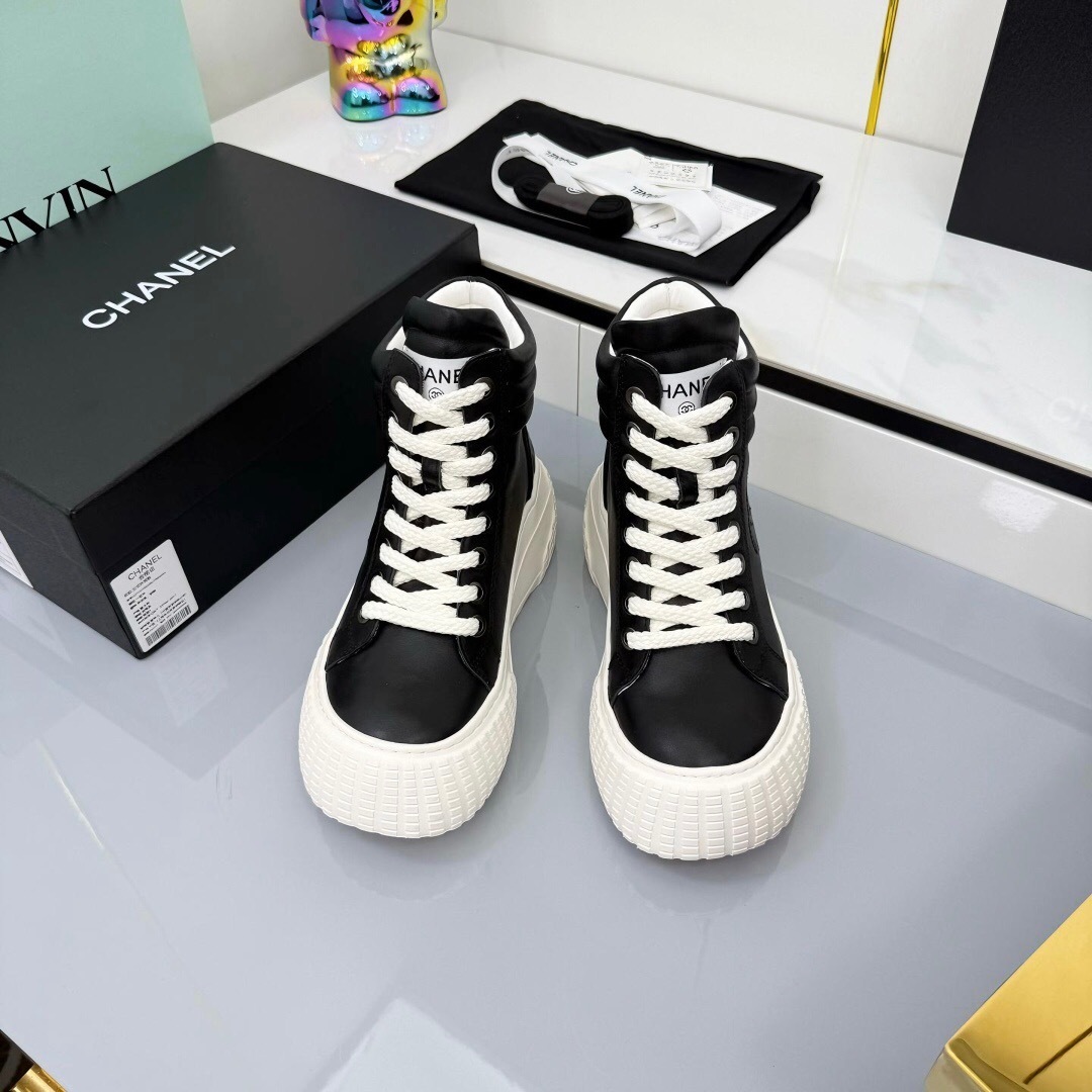 Chanel 2025/SS Classic Short Boots Essential for Autumn/Winter Season - LY00400