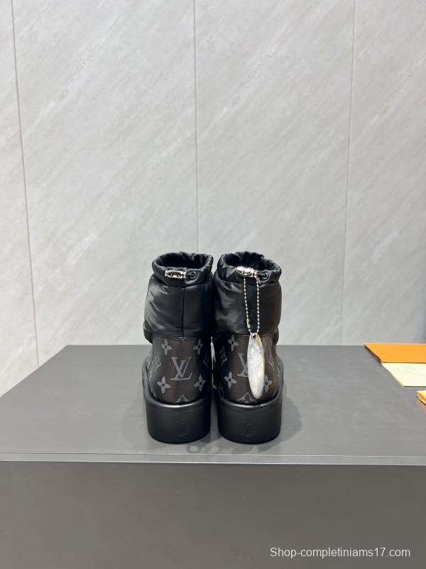 Louis Vuitton Fall/Winter 2025 Snow Boots Series Round Toe Thick Sole Down-Filled Snow Boots - KFY00310