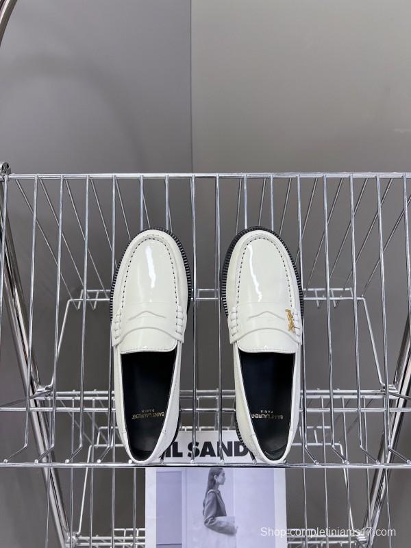 Saint Laurent Classic Loafer Flats - KFY00350