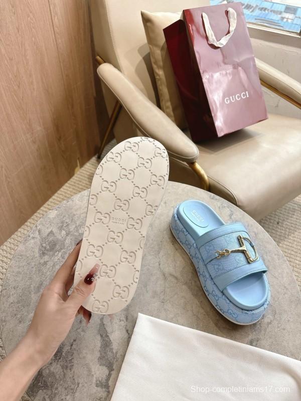 Gucci 8356-8 Women's Sandals with Horsebit Detail and Gold Hardware