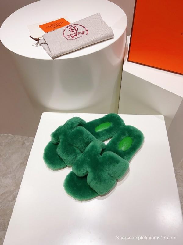 Hermès Teddy Wool H Slippers Flat Fur Slides - LY00240
