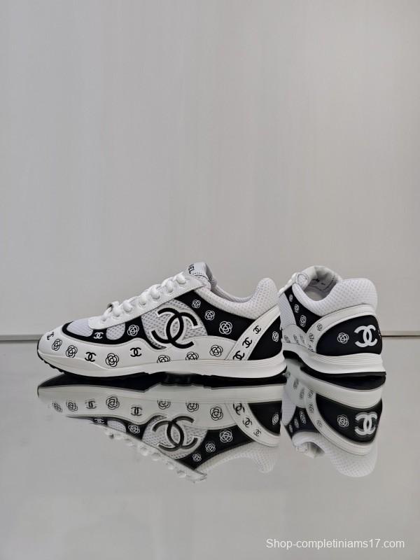 Chanel 2025 SS Limited Edition Silver Horn King 2 Sneakers - KFY00340