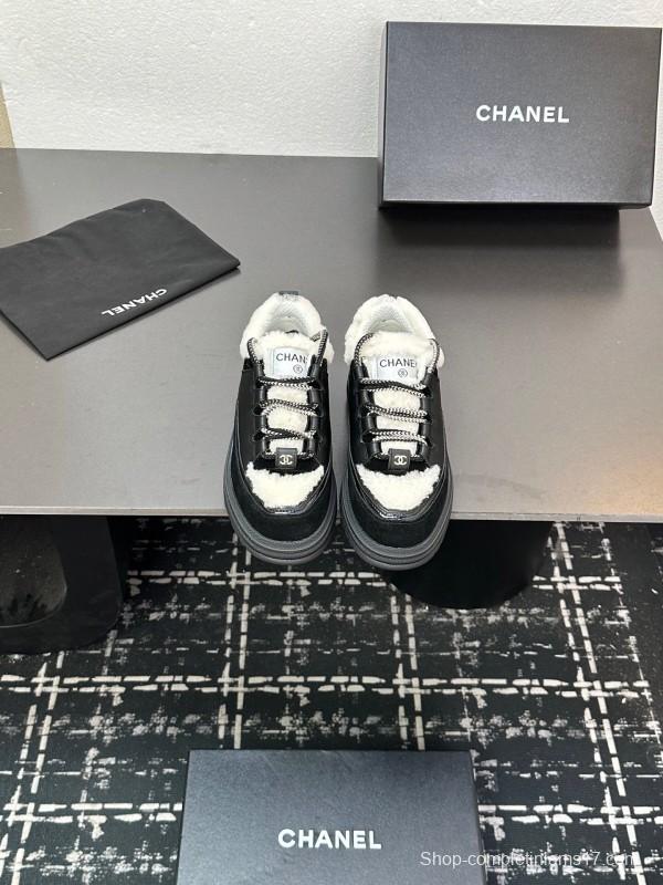 Chanel Spring/Summer 2025 Runway Thick Sole Sneakers - LY00320