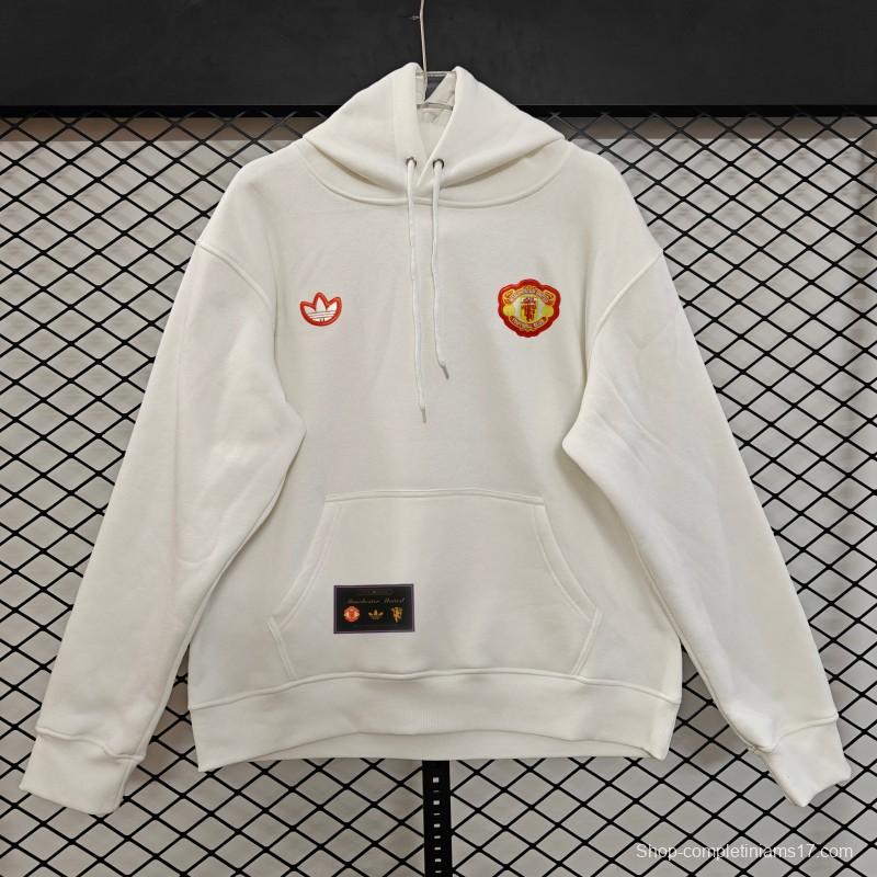 25/26 Manchester United Retro Embroidered Logo Hoodie 9 Colors