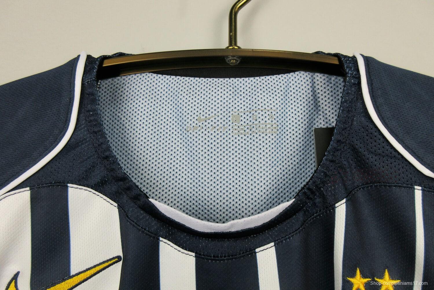 Retro 04/05 Juventus Third Blue/White Jersey