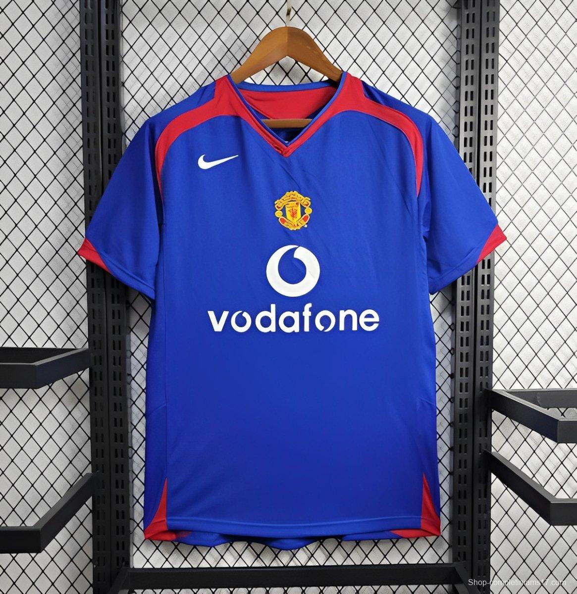 2005/06 Retro Manchester United Away Jersey