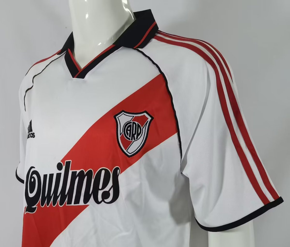 Retro 00/01 River Plate Home White Jersey